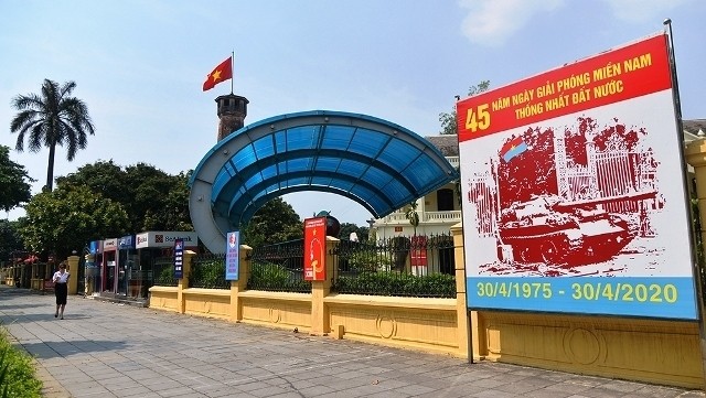 45 years ago, under the leadership of the Vietnamese Party, the army and people conducted the General Offensive and Uprising in the Spring of 1975, and successfully ended the resistance against the US with the historic Ho Chi Minh Campaign at noon on April 30. Saigon City was liberated and the North and South were reunified.