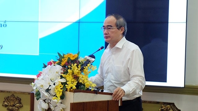 Secretary of Ho Chi Minh city's Party Committee Nguyen Thien Nhan speaking at the event