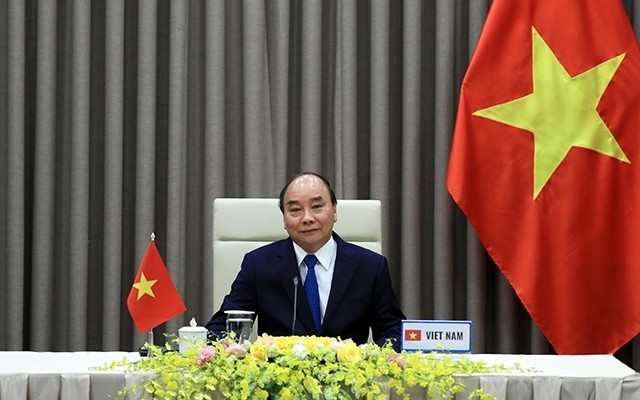 Prime Minister Nguyen Xuan Phuc at the meeting (Photo: VNA)
