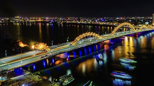 Rong (Dragon) Bridge, one of the icons in the central city of Da Nang. (Photo: Da Nang Fantastic City)