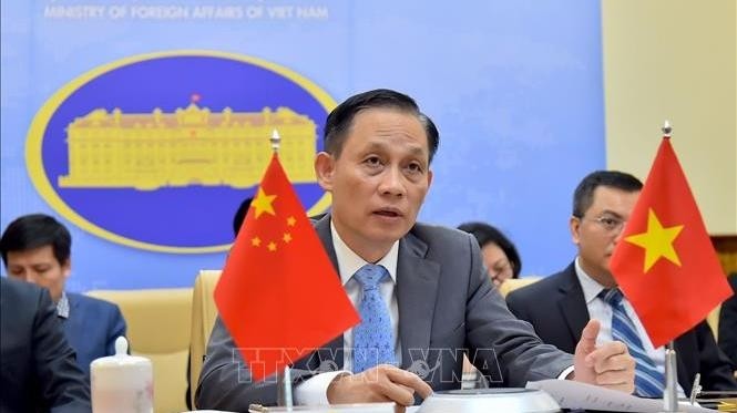 Deputy Foreign Minister Le Hoai Trung speaks at the conference (Photo: VNA)