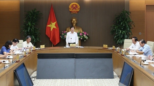 Deputy Prime Minister Trinh Dinh Dung speaking at the conference (Photo: VGP)
