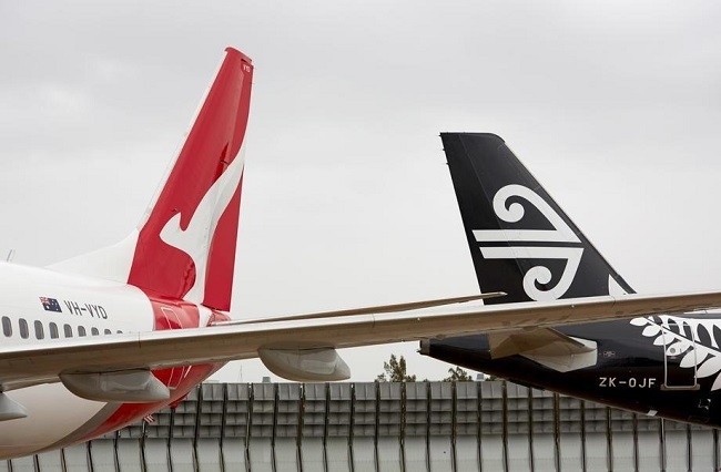 A view of Qantas (L) and Air New Zealand planes at Sydney Airport in Sydney, New South Wales, Australia. (Source: EPA-EFE)