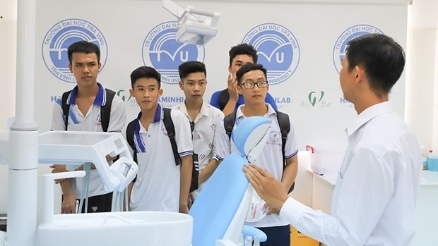 Tra Vinh University has more than 1,200 lecturers and about 20,000 students  (Photo: giaoducthoidai.vn)