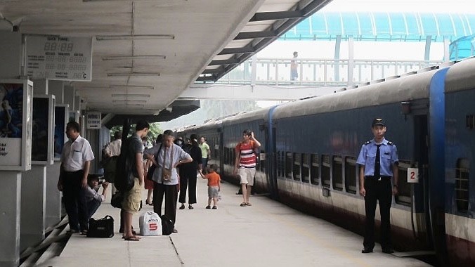The Saigon Railway Transport JSC offers discounts of up to 50% on tickets for all its trains. 