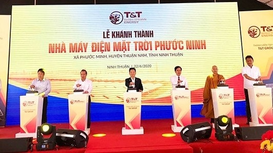 At the inauguration ceremony for the Phuoc Ninh solar power plant. (Photo: NDO/NGUYEN TRUNG)