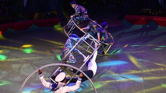 The special circus programme will honour naval and coast guard forces.