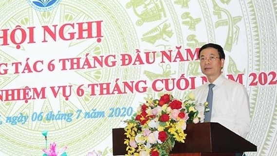 Minister of Information and Communications Nguyen Manh Hung speaks at the event. (Photo: NDO/Lam Thao)