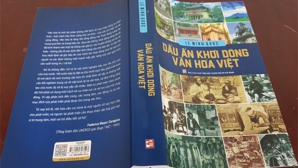 The book has been implemented by researcher and poet Le Minh Quoc for 20 years.