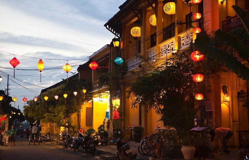 A corner of Hoi An at night (Photo: Getty Images)