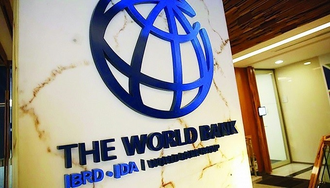The World Bank forecasts that the world economy will see a serious decline in 2020, at 5.2%.
