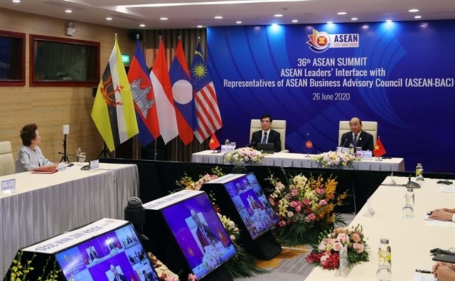 FILE PHOTO: The ASEAN leaders' interface with representatives of ASEAN Business Advisory Council within the framework of the 36th ASEAN Summit. (Photo: VNA)