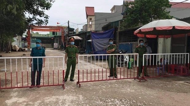 A residential area in Thanh Hoa province where the COVID-19 patient lives is locked down. (Photo: VNA)