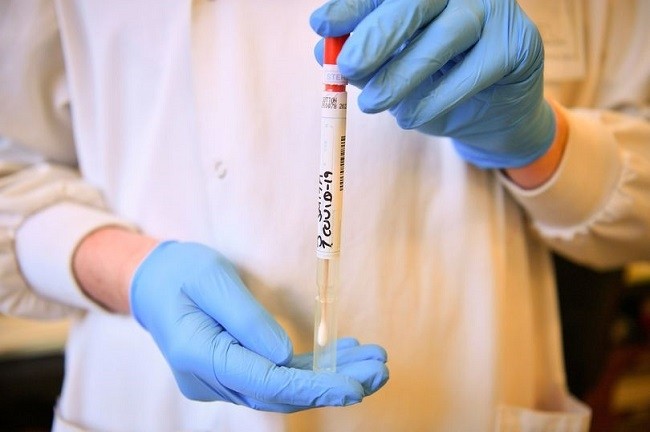 Cambridge university aims for autumn trials of coronavirus vaccine after UK funding