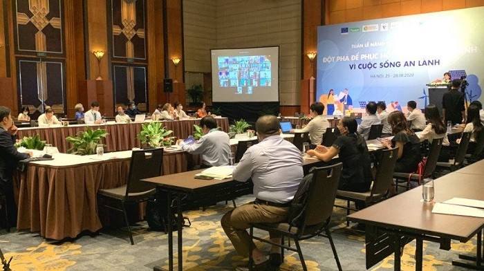 General view of the opening ceremony of the Vietnam Renewable Energy Week 2020. (Photo: MONRE)