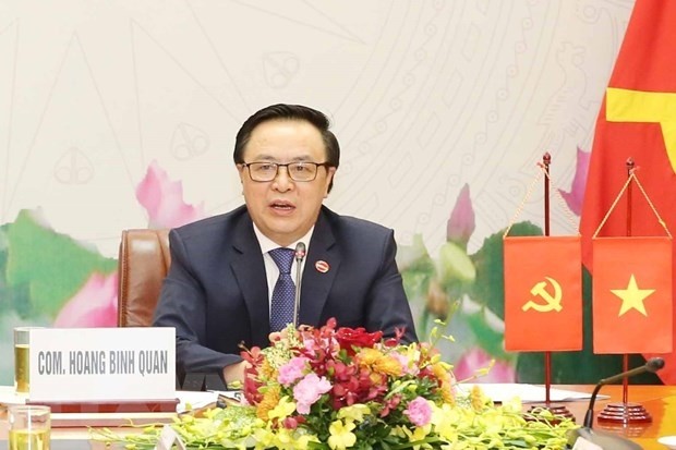 Head of the Party Central Committee’s Commission for External Relations Hoang Binh Quan speaks during the online talks. (Photo: VNA)