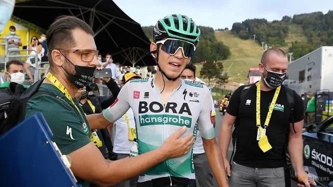 BORA-Hansgrohe rider Lennard Kaemna of Germany celebrates after winning the stage. (Photo: Reuters)