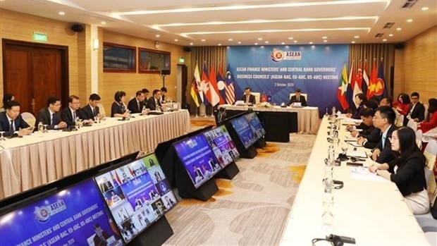 Participants at the meeting in Hanoi (Photo: VNA)