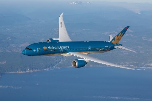 Vietnam Airlines adjusts flights due to bad weather
