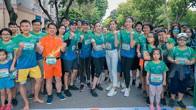 Nearly 6,000 runners join VPBank Hanoi Marathon ASEAN 2020 (Photo: thethaovanhoa.vn)
