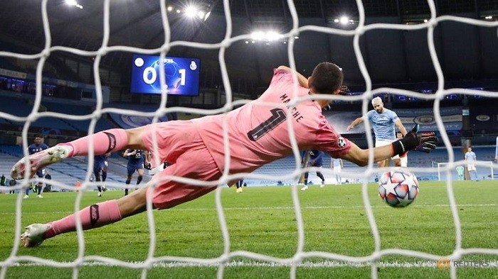 Soccer Football - Champions League - Group C - Manchester City v FC Porto - Etihad Stadium, Manchester, Britain - October 21, 2020 Manchester City's Sergio Aguero scores their first goal from the penalty spot. (Reuters) 