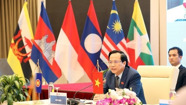 Minister of Labour, Invalids and Social Affairs Dao Ngoc Dung speaks at the 24th meeting of the ASEAN Socio-Cultural Community Council in Hanoi on November 6 (Photo: VNA)