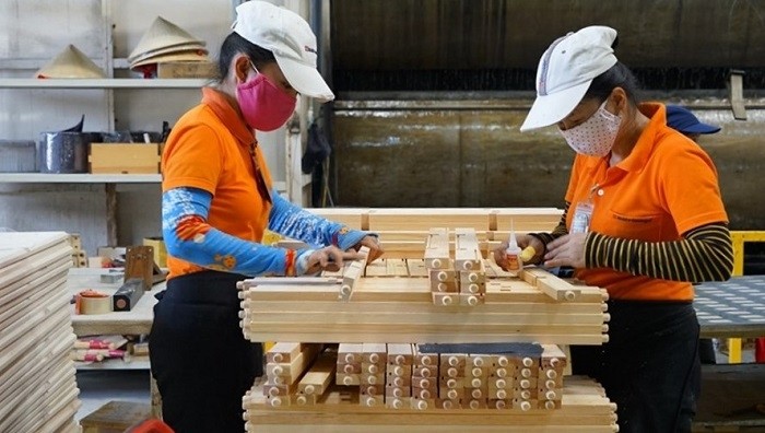 Vietnam’s timber exports are expected to reach US$13 billion this year, exceeding the set target by about US$1 billion.