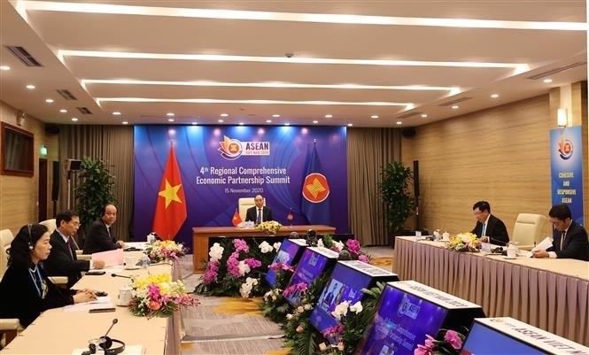 The 4th Regional Comprehensive Economic Partnership Summit took place on November 15 under the chair of Prime Minister Nguyen Xuan Phuc. (Photo: VNA)