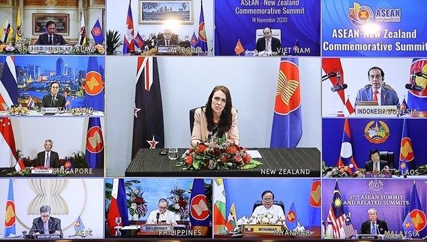 New Zealand Prime Minister Jacinda Ardern (centre) and ASEAN leaders at the online commemorative summit on November 14 (Photo: VNA)