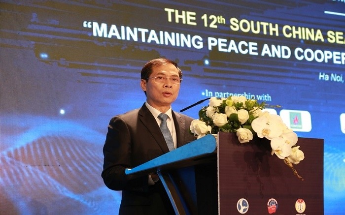 Deputy Foreign Minister Bui Thanh Son speaks at the event.