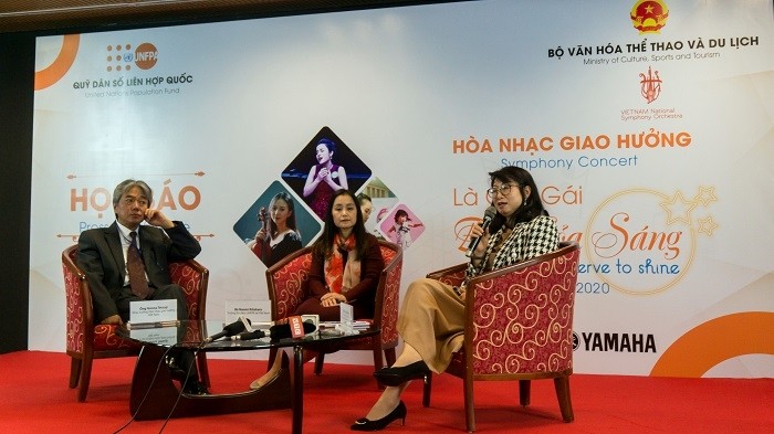 Delegates at a press brief to announce the “Girls Deserve to Shine” symphony concert, Hanoi, November 17, 2020. (Photo: NDO/Trung Hung) 