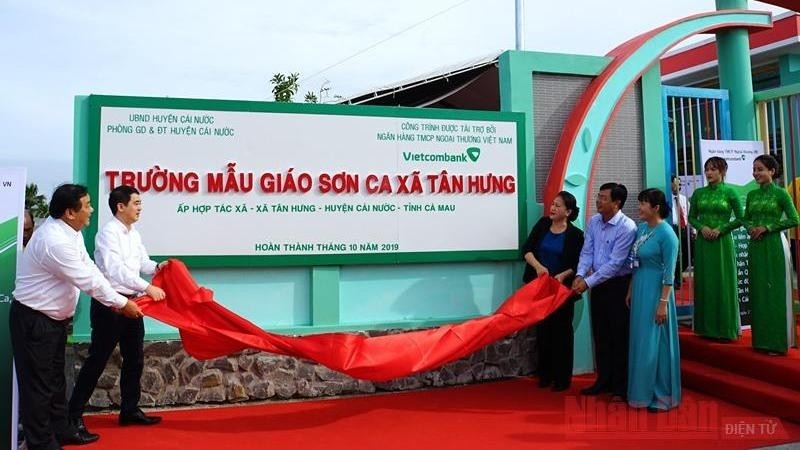 NA Chairwoman Nguyen Thi Kim Ngan attends the inauguration ceremony of the Son Ca Kindergarten. (Photo: NDO)