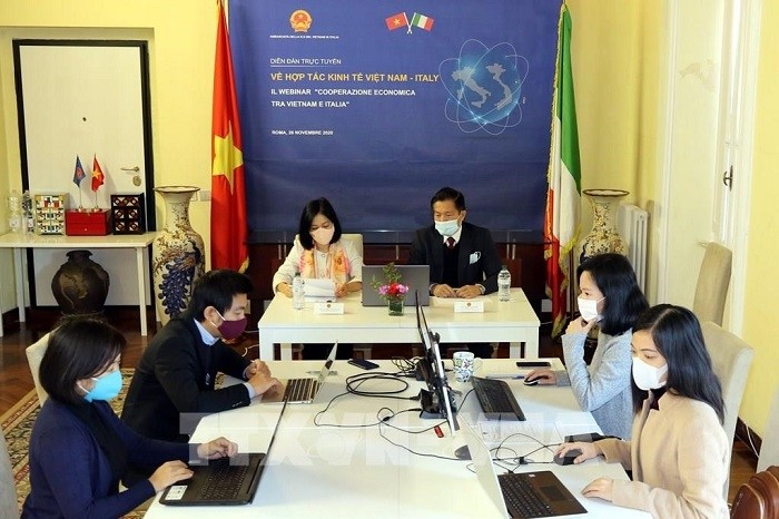 The online forum aims to beef up Vietnam-Italy economic relations. (Photo: VNA)