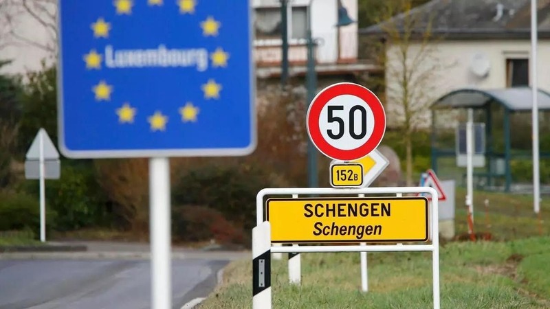 A sign marking the border entry into the village of Schengen in Luxembourg, which gave its name to the treaty signed on free movement in Europe. (Photo: Reuters)
