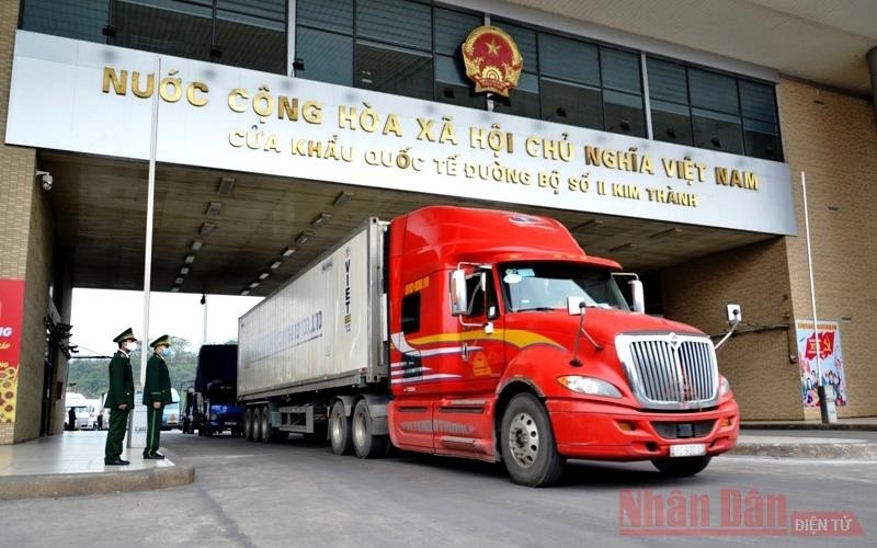 138 tonnes valued at nearly VND1.9 billion underwent customs clearance at Kim Thanh border gate on January 1.