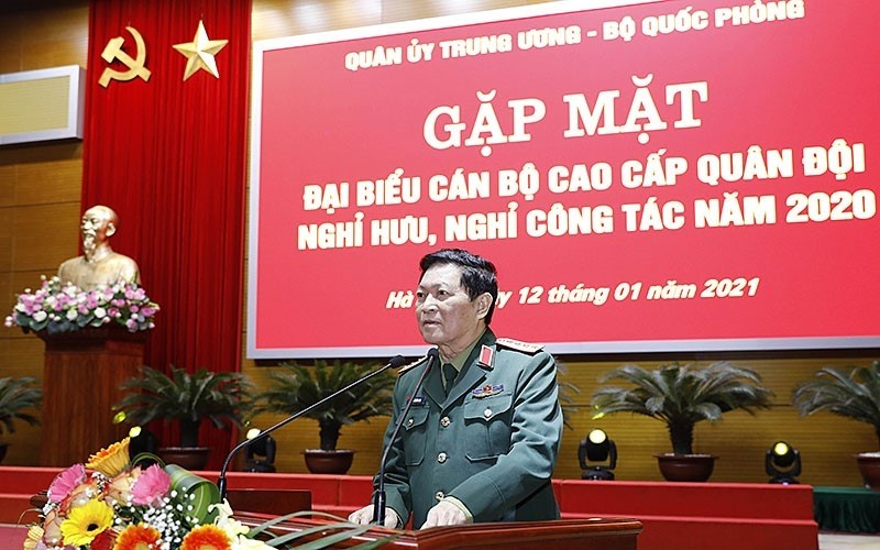General Ngo Xuan Lich speaking at the meeting 