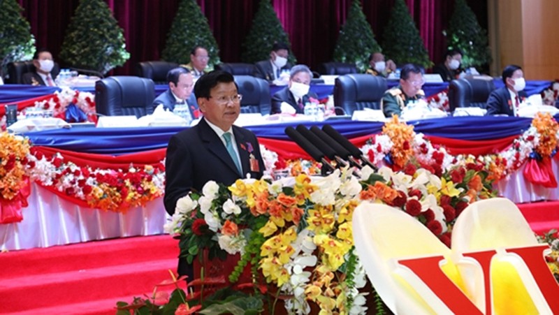 General Secretary of the LPRP Thongloun Sisoulith