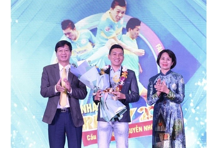 Futsal player Nguyen Ngo wins the Fair Play Award 2020. (Photo: VFF)