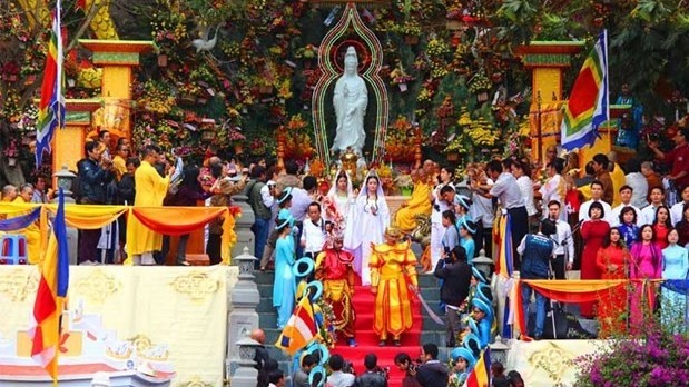 The festival aims to worship Avalokitesvara Bodhisattva and pray for peace and prosperity for the people. (Photo: danang.gov.vn)