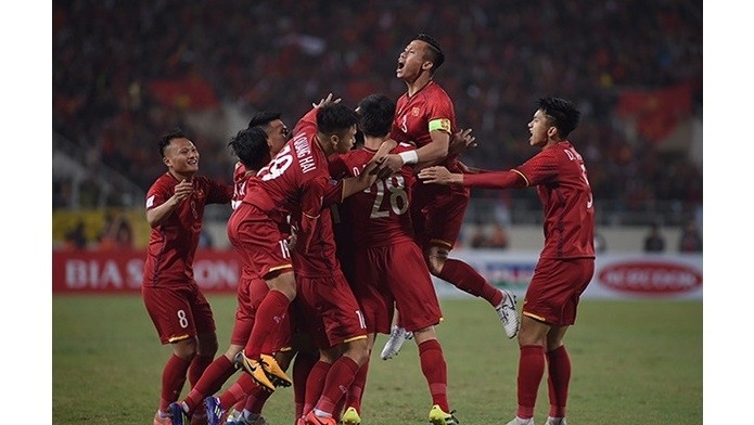 The Vietnamese men's soccer team have maintained their ranking in the top 100 in the world. (Photo: NDO/Tran Hai)