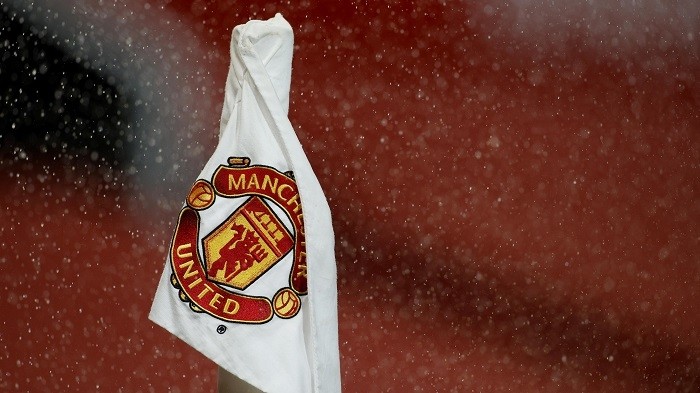 Soccer Football - Premier League - Manchester United v Manchester City - Old Trafford, Manchester, Britain - December 12, 2020 General view of the Manchester United crest on a corner flag before the match. (Photo: Pool via Reuters)
