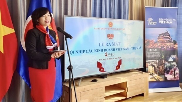 Vietnamese Ambassador Le Linh Lan in Switzerland speaks at the event (Photo: VNA)
