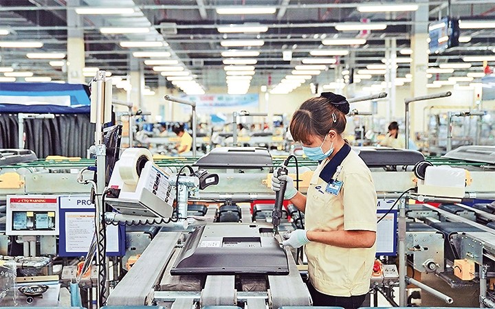  Television production at the Samsung Electronics factory complex in Saigon Hi-tech Park (Photo: CTV)
