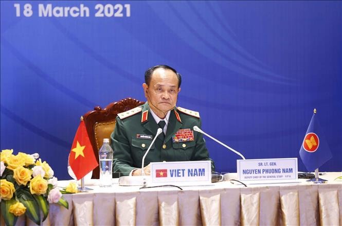 Deputy Chief of the General Staff of the Vietnam People’s Army, Sen. Lieut. Gen. Nguyen Phuong Nam, participates in the 18th ASEAN Chiefs of Defence Forces’ Meeting.