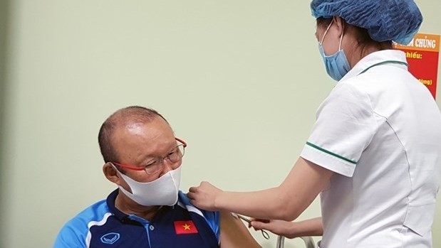 Head coach Park Hang-seo receives COVID-19 vaccination on April 5 (Photo: VNA)