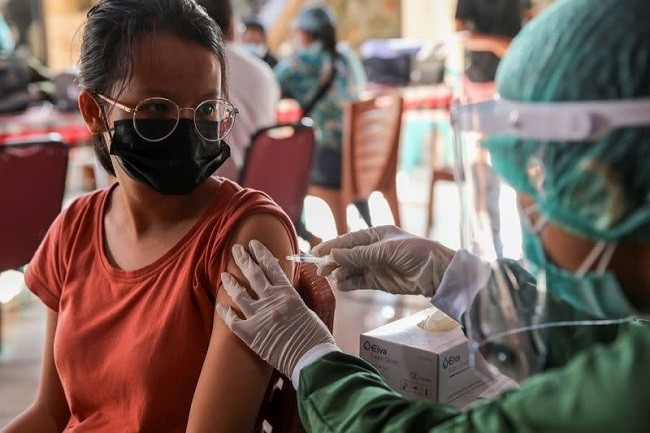Indonesia has administered at least one shot of vaccine to over 9.22 million people.