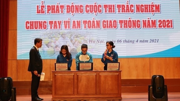 At the launching ceremony for the contest (Photo: qdnd.vn)