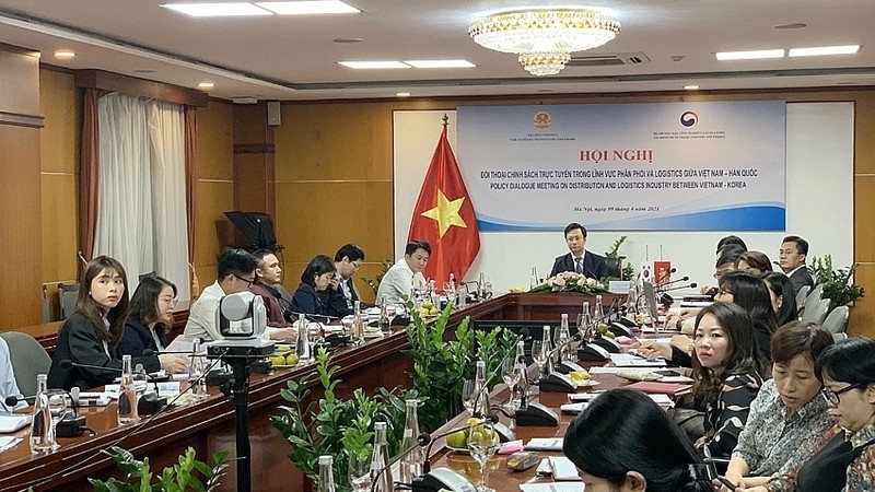 The policy dialogue on logistics and distribution between Vietnam and the Republic of Korea (Photo: Bao Cong Thuong)