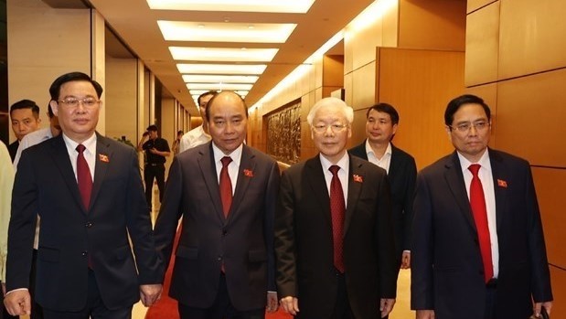 Party General Secretary Nguyen Phu Trong (second from right), State President Nguyen Xuan Phuc (third from right), Prime Minister Pham Minh Chinh (first from right) and National Assembly Chairman Vuong Dinh Hue (first from left) (Photo: VNA)