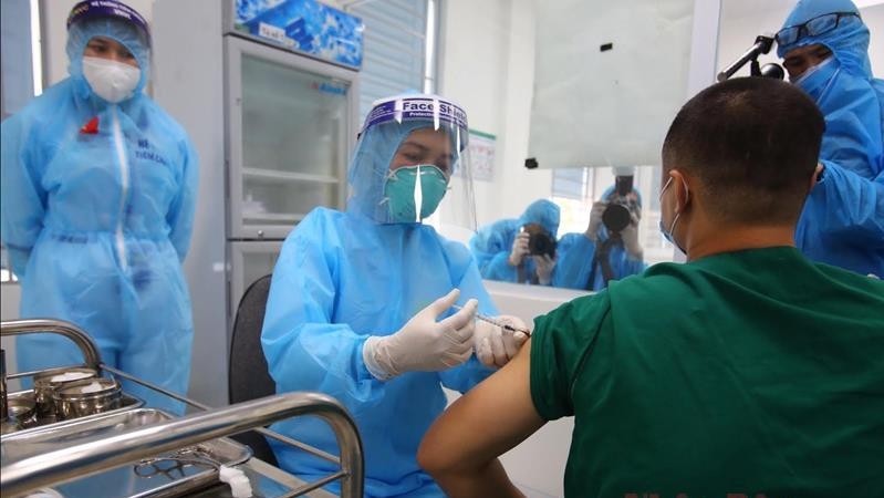 Hanoi to offer free COVID-19 vaccinations to residents aged 18-65